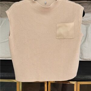 Sleeveless Knit Pocket Top - Cream